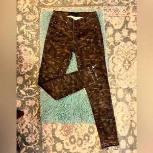 +Kan Can+Camo skinny pants